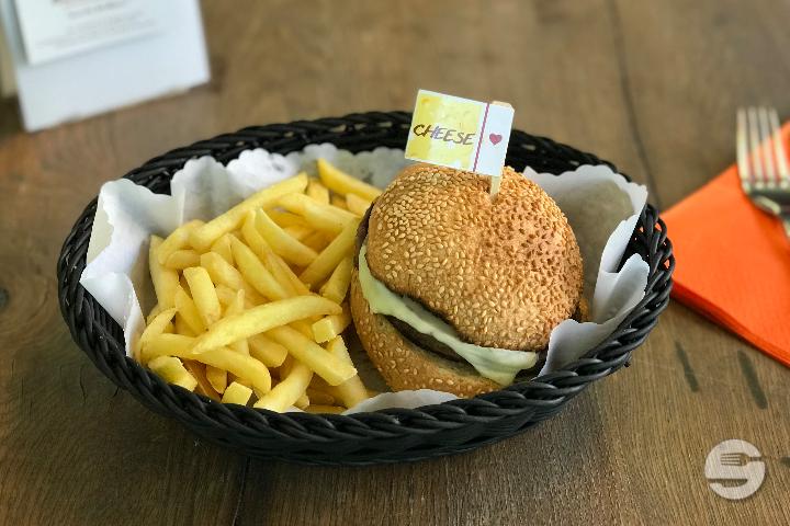 Cheese burger - Burger Food