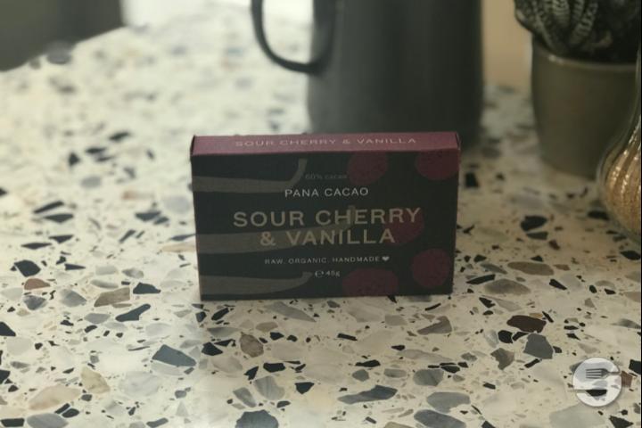 Barre de cacao cru: cerise acidulé - Granola