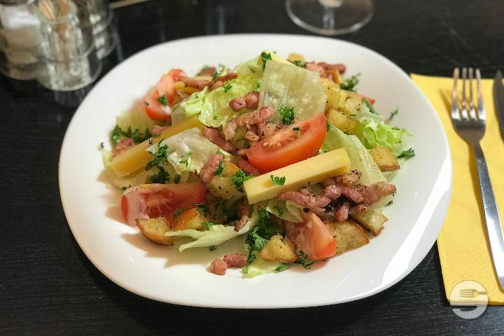 Peasant Salad - Restaurant Luna