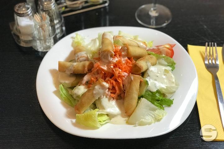 Spring Roll Salad - Restaurant Luna