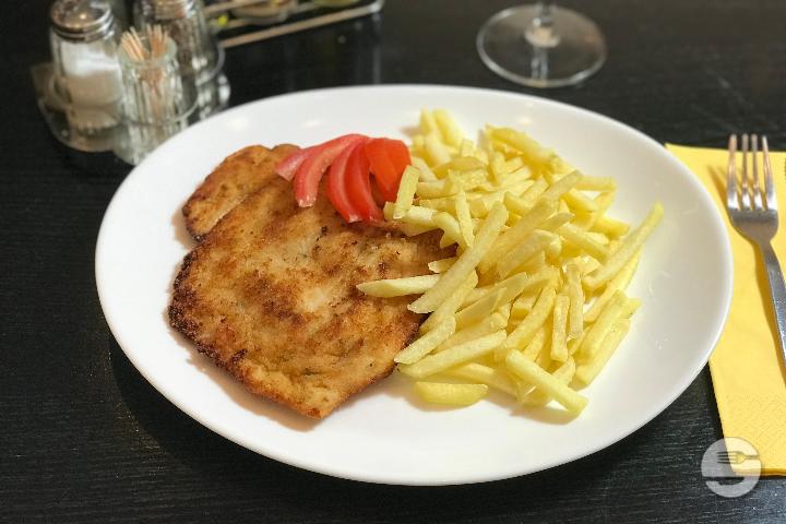 Homemade Cordon Bleu - Restaurant Luna