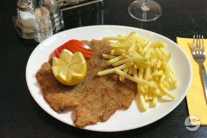 Breaded Veal Escalope - Restaurant Luna