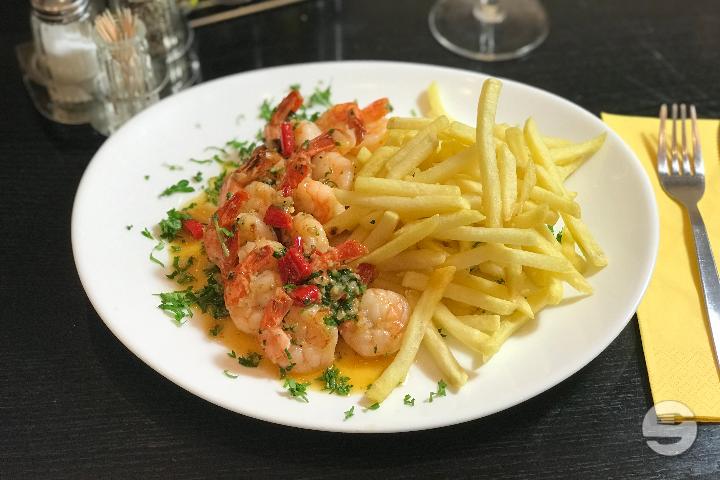 Prawns with Garlic - Restaurant Luna