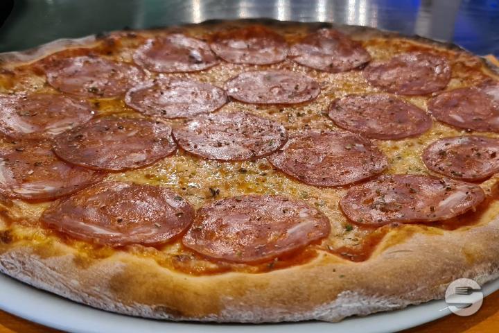 Pizza Calabraise - Restaurant Luna