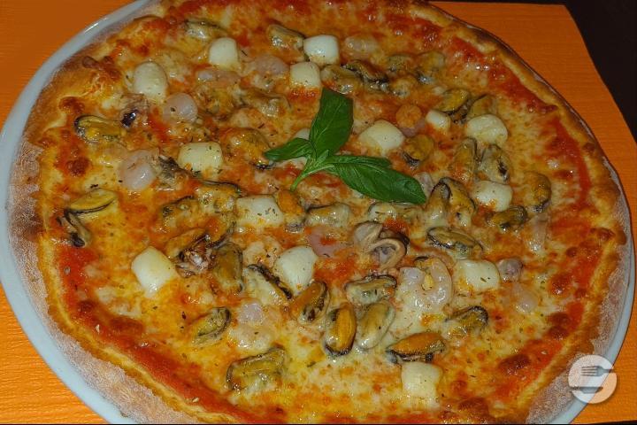 Pizza Fruits de Mer - Restaurant Luna