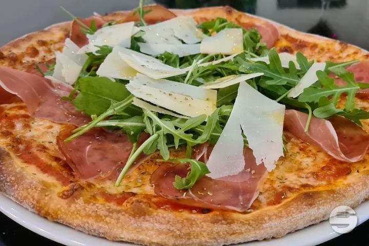 Pizza di Parma - Restaurant Luna