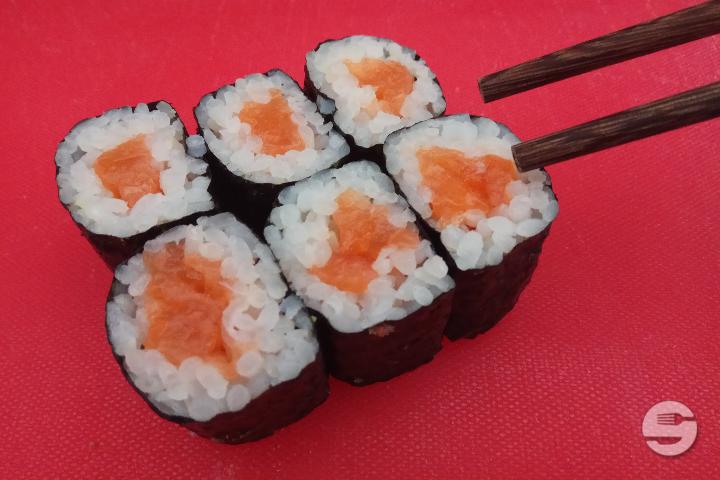 100 - Maki Saumon - Wok Sushi