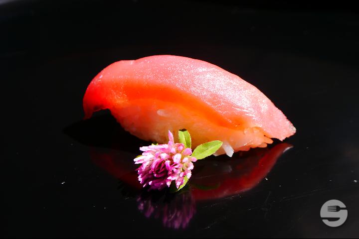 212 - Tuna - Restaurant Ji Xiang
