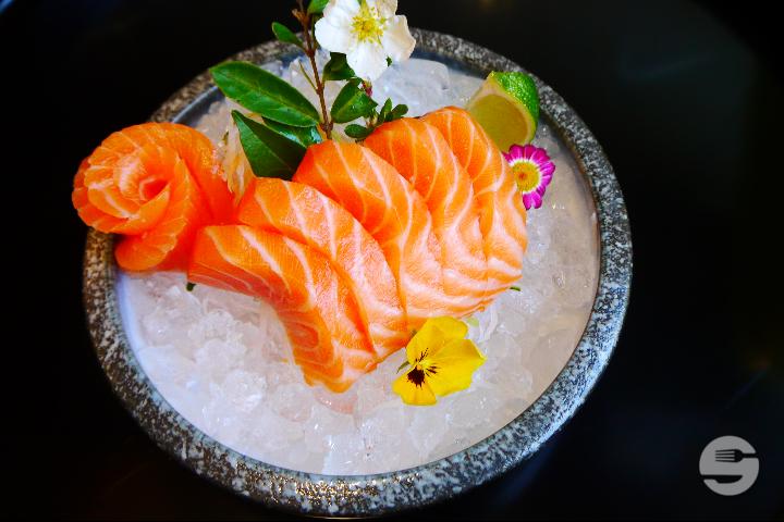 271 - Salmon - Restaurant Ji Xiang