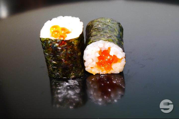 245 - Ikura maki - Restaurant Ji Xiang