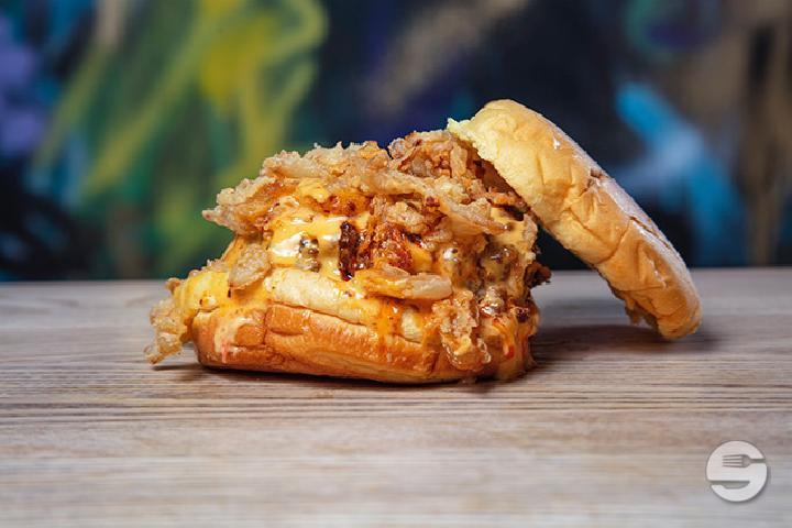 Chili Cheeseburger - Black Tap - Craft Burgers & Beer