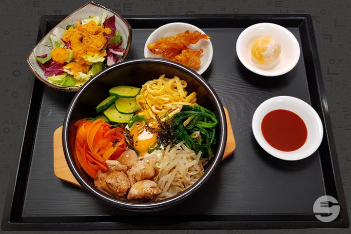 Bibimbap Chicken - Sticks Food - Koreanisch