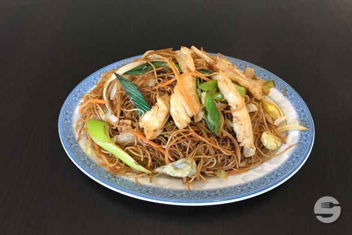 Nouilles Sautées au Poulet - Shangri La