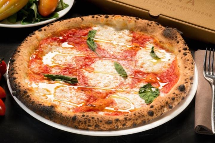 Margherita classica - Doublons - Luigia Sok *
