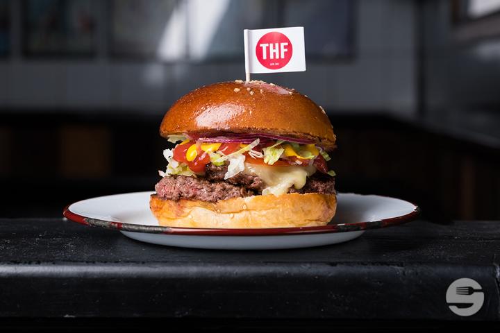 Standard Cheeseburger - The Hamburger Foundation - THF (Eaux Vives)