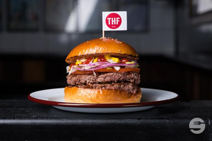 Standard Hamburger - The Hamburger Foundation - THF (Eaux Vives)