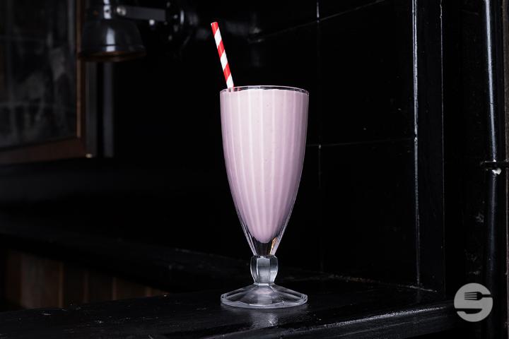 Strawberry Milkshake - The Hamburger Foundation - THF (Eaux Vives)