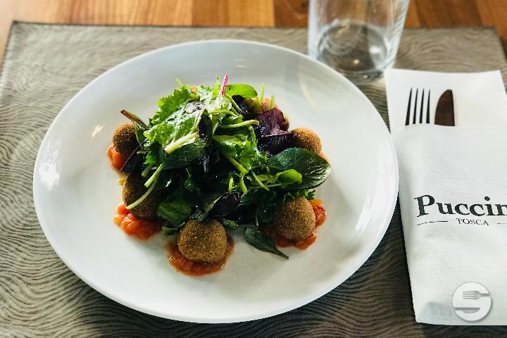 Polpette salad with beef - Puccini by TOSCA