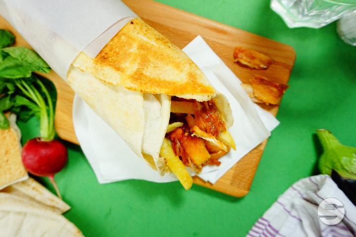 Shawarma Sandwich - Noura