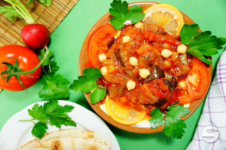 Maghmour mit brot - Noura