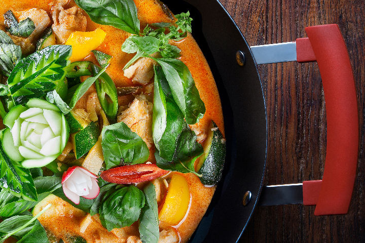 Poulet au curry rouge à l'ananas - Akiko - Plainpalais