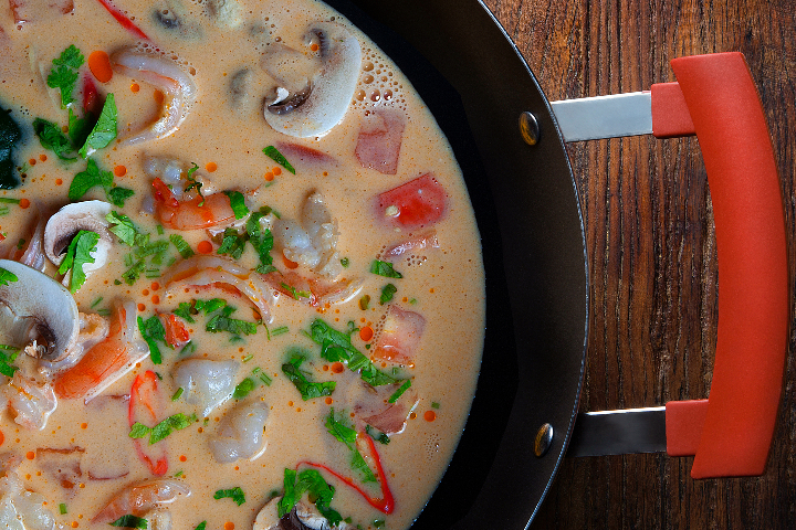 Soupe de crevettes a la citronnelle - Akiko - Balexert