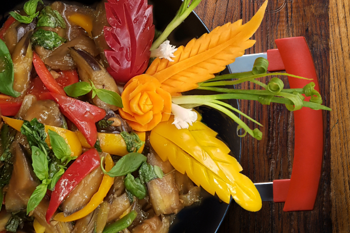 Fried Eggplant with Basilic - Akiko - Balexert