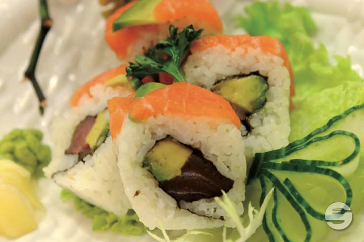 706. Rainbow Uramaki 4 Pcs. - Asia Number One