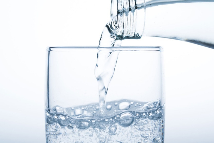 Mineralwasser ohne Kohlensäure - Asia Number One