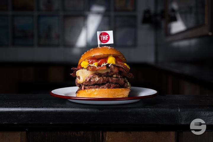Bastard Bacon Cheese Burger - The Hamburger Foundation - THF (Pâquis)