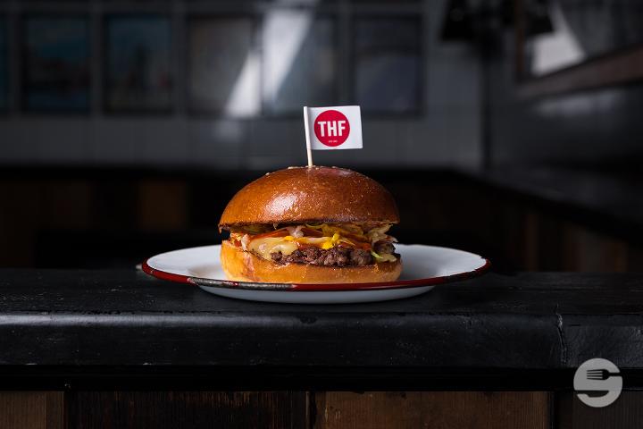 Half Cheeseburger - The Hamburger Foundation - THF (Pâquis)