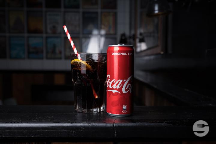 Coca Cola 33cl - The Hamburger Foundation - THF (Pâquis)
