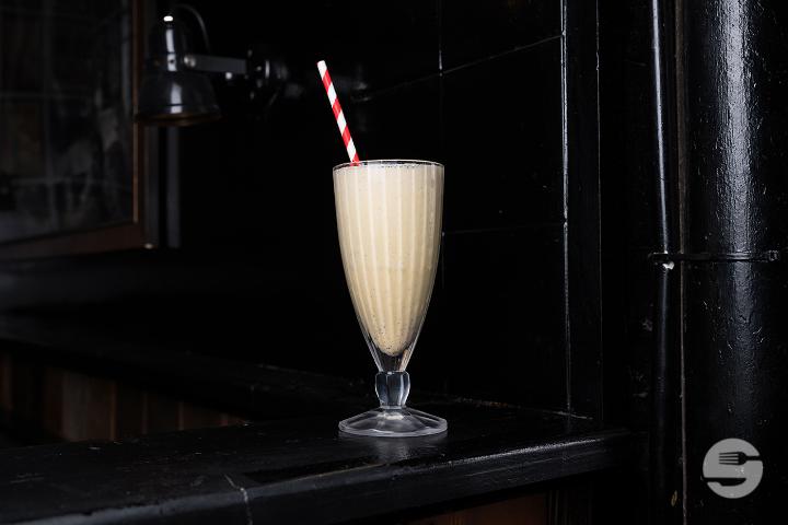 Vanilla Milshake - The Hamburger Foundation - THF (Pâquis)