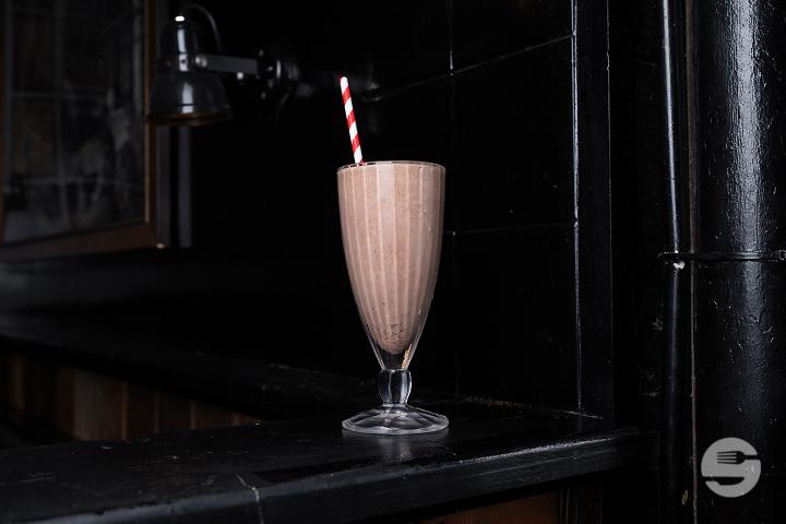 Chocolate Milshake - The Hamburger Foundation - THF (Pâquis)