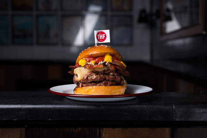 Bastard Bacon Cheeseburger - The Hamburger Foundation - THF (Pâquis)