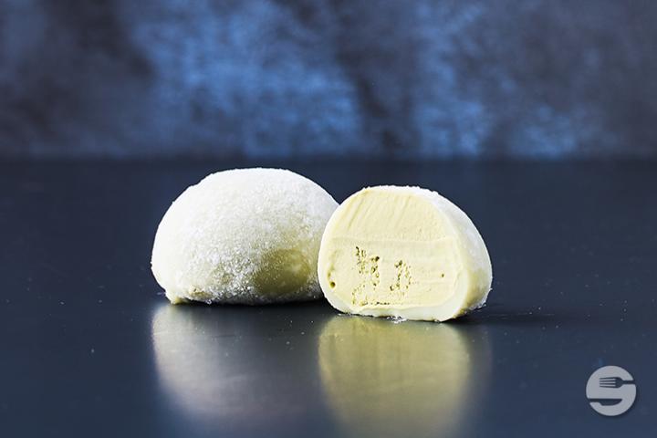 Matcha Mochi (4 pcs.) - Yooji's