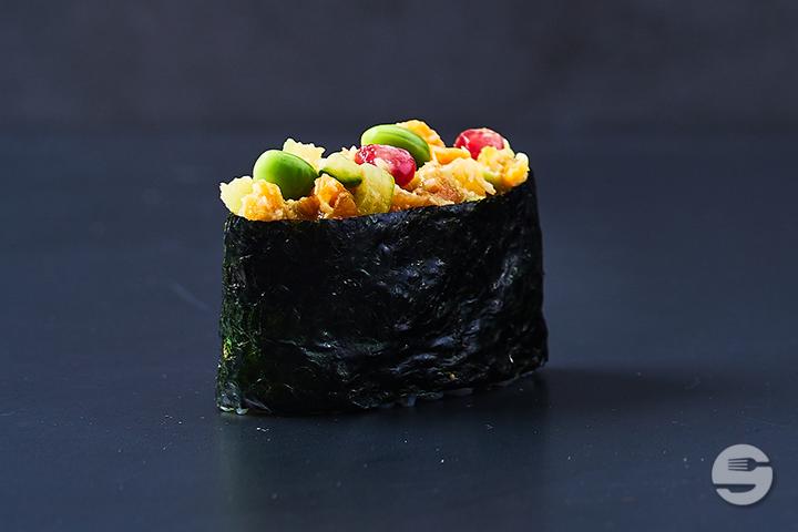 Vegetable Tatar Gunkan (1 Stk.) - Yooji's