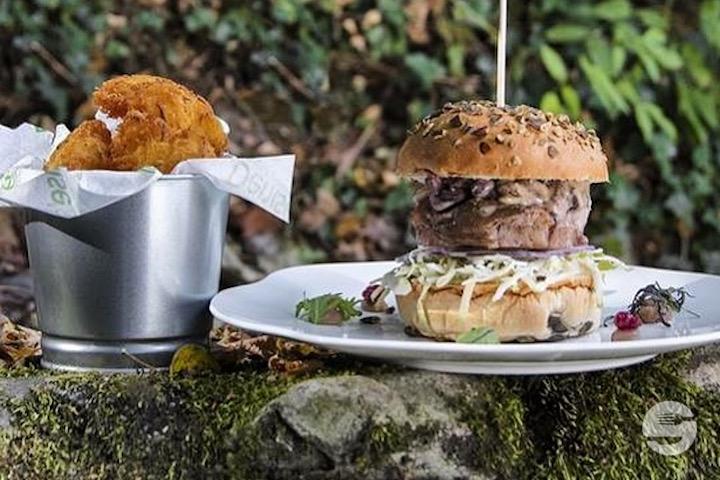 Hunting burger - Denise's - Art of Burger by Philippe Chevrier