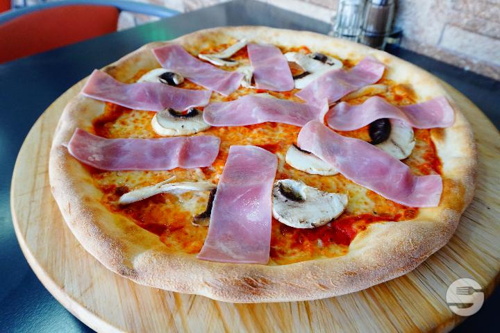 Pizza Prosciutto & Funghi - La Vita