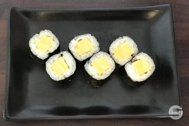 Tamago - omelette - Chez Lin Sushi