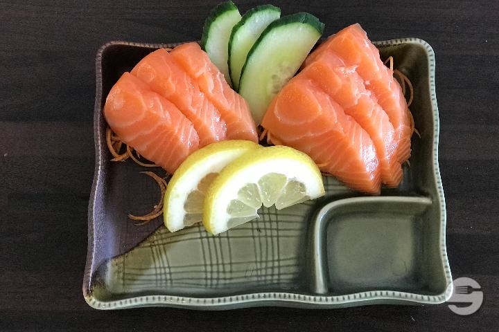 Salmon sashimi - Chez Lin Sushi