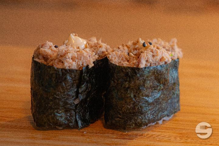 Gunkan Maki Thon Cuit - BAO LAB + Sushi
