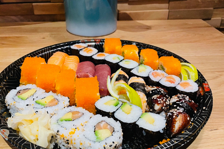 Large Set - BAO LAB + Sushi