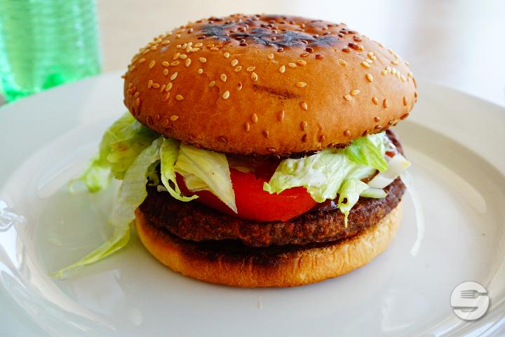 307. Cheeseburger - Pizza Wagner