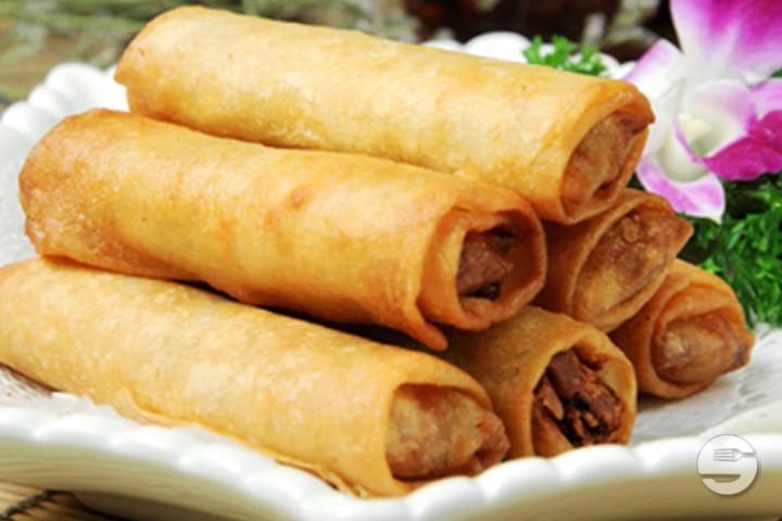 21.Spring roll with chicken 2 pcs. - Falken am Rotsee