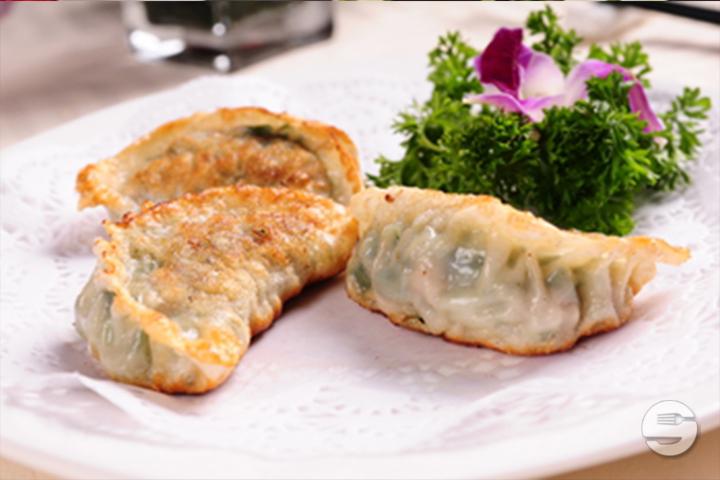 25.Good Tie, Fried Dumpling with Chicken - Falken am Rotsee