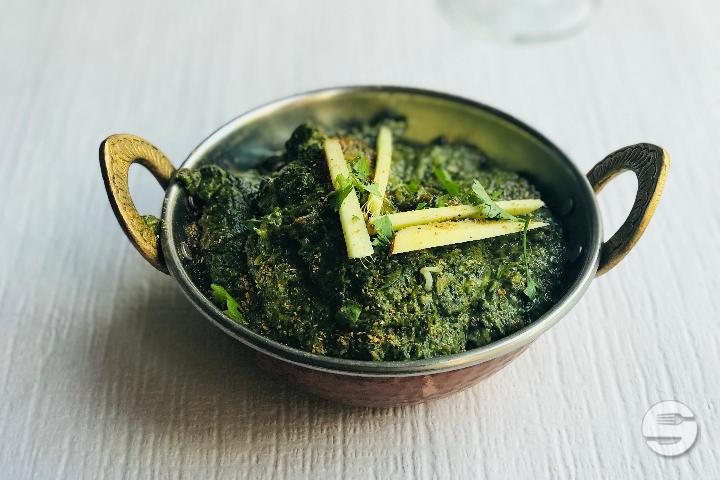Chicken Palak - Le Maharadja