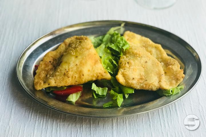 Chicken Samossas - Le Maharadja
