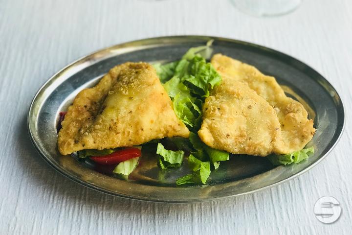 Vegetable Samossas - Le Maharadja