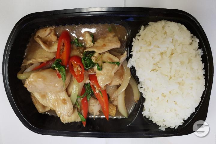 Pat Kra Praow Shrimps - Mae Nam Thaï